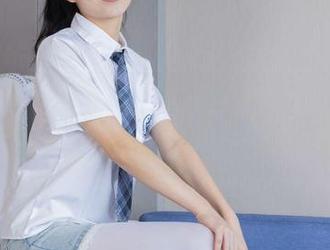 BoBoSocks袜啵啵 – 美图打卡！小安的裸足展，从此我决定以脚为主线！