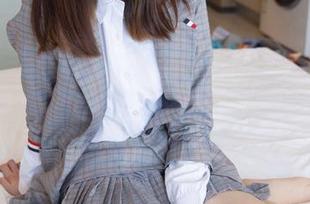 BoBoSocks袜啵啵 – 玩转肉色网袜，小甜豆的私房图让人肆意想象。