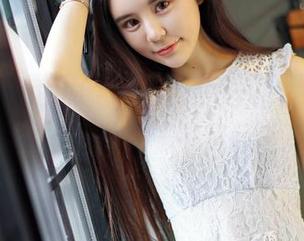 Feilin嗲囡囡 – 芷儿Momoko短裙风暴席卷而来——合集带你起来飞！