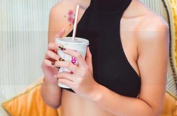 GIRLT果团网 – 拯救穿搭苦恼的私房毛衣合集，裴希西很会啊。