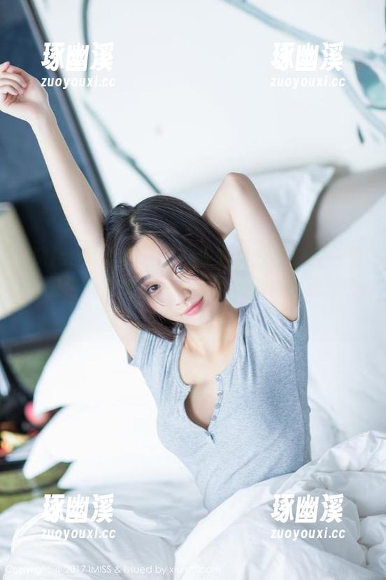 IMiss爱蜜社 - 萌白酱空姐分享！我一边看图包一边想，飞机上能不能点个她的签名？