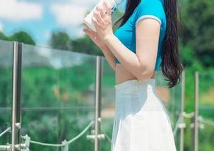 Jenny(정제니)的皮衣作品，不知道是潮流挑战还是街头抒情？