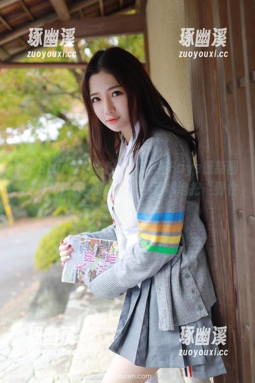 MFStar模范学院 - 刘飞儿Faye最新图册，户外探险的小女生，巧妙地把“野性美”融入了日常。