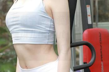 MFStar模范学院 – 装修没法搞、家具也挪不了，唐琪儿Beauty的居家写真竟然那么有趣！