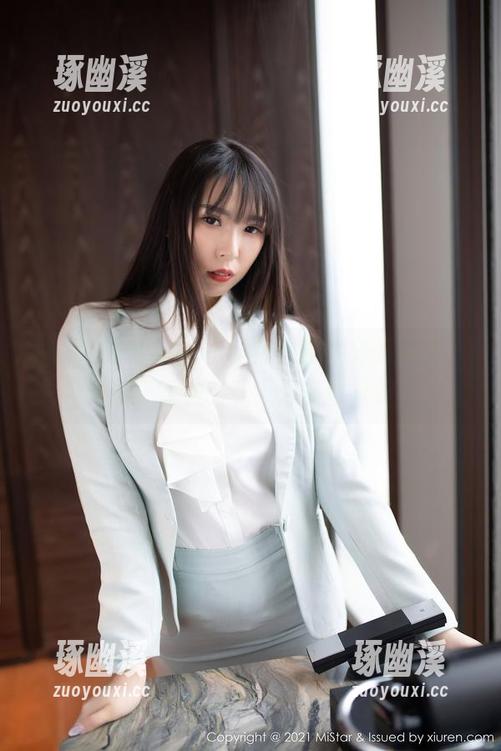 MiStar魅妍社 - 小热巴的牛仔裤写真，怎么穿就那么让人想多看几遍…