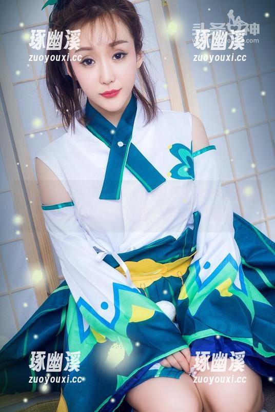 TouTiao头条女神-李丽莎 TouTiao头条女神 - 李丽莎的水手服图包:可爱到让人忍不住想‘岗哨’的资源!