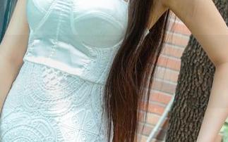 UGirls尤果网 – 保证你没看过！郭婉祈最新毛衣图包，先下载再说！