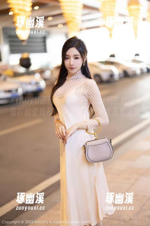 XIAOYU语画界 - 你能不赞叹吗？Miko酱吖的蕾丝吊袜原图合集，简直是视觉暴击。