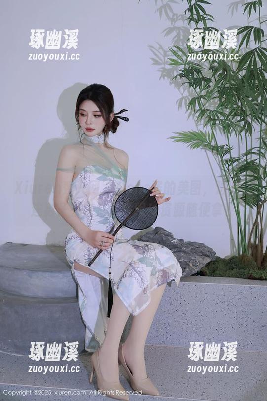 Xiuren秀人网 - Nono酱的美图，透明到连影子都在打招呼呢！资源随便拿！