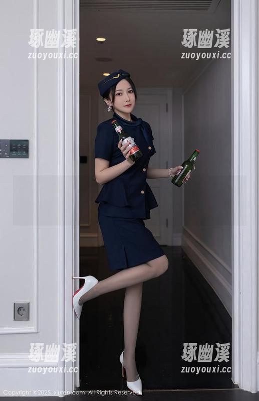 Xiuren秀人网-一颗甜蛋黄a Xiuren秀人网 - 一颗甜蛋黄a短裤在线新好物,原图让你的目光停驻!