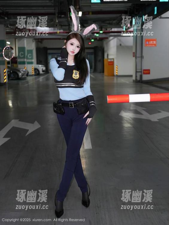 Xiuren秀人网 - 不说了，我已经把余虞酱的浴室套图设为背景图了，愁得我对比一次次没完。