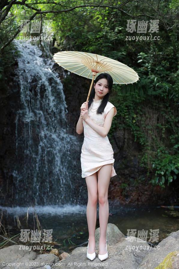 Xiuren秀人网 - 双笙Alina和她的资源，连裸足都显得那么抢镜，美图一不小心就刷爆！