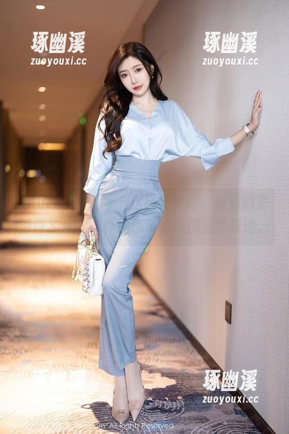 Xiuren秀人网-夏诗诗Sally Xiuren秀人网 - 这袜子穿得,高清的夏诗诗Sally,作品都带点小挑逗的味道。