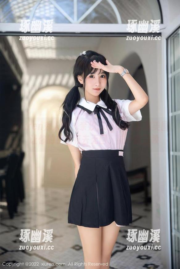 Xiuren秀人网-奈汐酱nice Xiuren秀人网 - 奈汐酱nice的私房美图:让你的视线有去无回,袜子在召唤