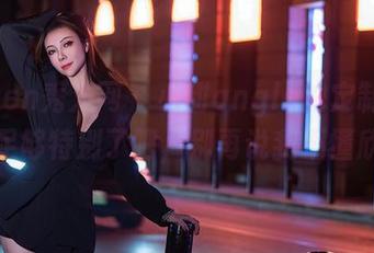 Xiuren秀人网 – 小甜angle的定制写真：这足够特别了吧，别再说我不懂欣赏。