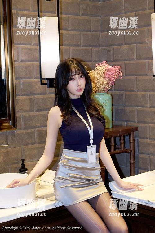 Xiuren秀人网 - 唉，抖娘利世的睡衣作品又让我体会到什么叫‘家里也是跑秀场’，真想把衣柜掏空！