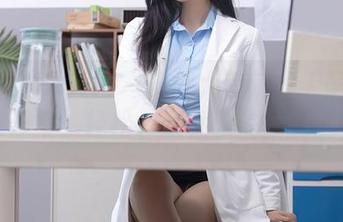 Xiuren秀人网 – 米妮大萌萌的无圣光睡衣合集，轻松、随性、偷偷的泛滥