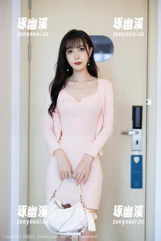 Xiuren秀人网-绯月樱-Chery Xiuren秀人网 - 爱上绯月樱-Chery的全套‘天使’?赶紧把它下载到手!