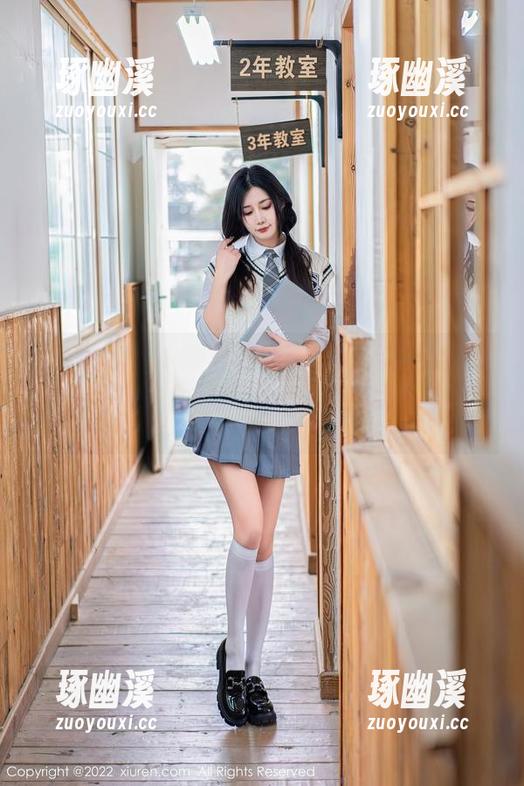 Xiuren秀人网-蕾蕾醒了没 Xiuren秀人网 - 蕾蕾醒了没兔女郎全套照,下载前请先考虑你能承受的“冲击”。