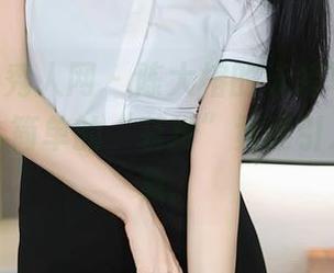 Xiuren秀人网 – 陈大榕的泳装写真，想不到这么简单的“装扮”竟能引发不少想象。