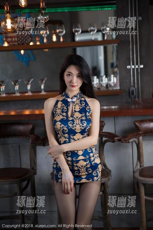 Xiuren秀人网 - 黄婧GIGI好像是来挑战你我认知的皮衣穿法，好美的写真
