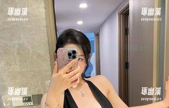 微密圈 - 黑色诱惑，不爱笑的赛琳给的图片福利，不知道为什么有种想收藏的冲动！