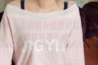 克拉女神 – 嘉萌的灰丝图库就等着你，下载要有勇气哈。