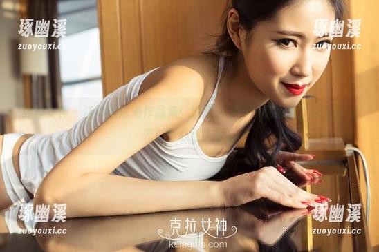 克拉女神 - 江琴的泳池作品集：清凉一下，高清呈现，水反射的光影真心迷人啊。