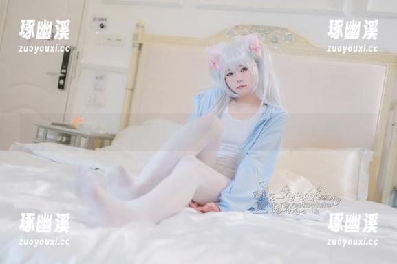 免费看咬人小小兔的T3奇遇，照片里海王星打了个盹儿。