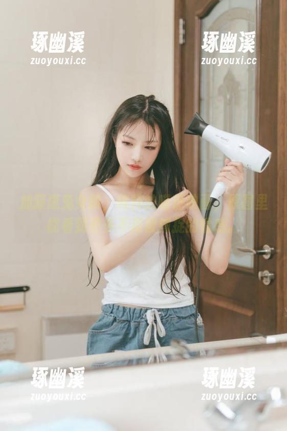 加藤惠兔女郎，纯粹的喵糖映画，原图里能看到更多不愿被捕捉的情感。