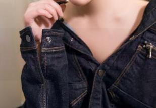 头条女神 – 信悦儿和她那轮廓鲜明的姐姐，画面美得不行，美图图图随便欣赏