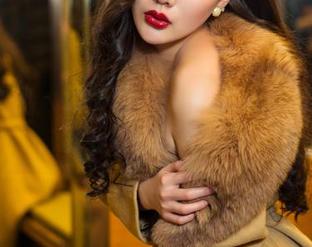 头条女神 – 运动如风，梁芮溪的美图一来，下载欲就停不下来！