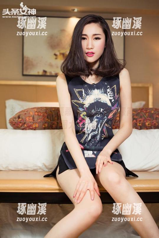 头条女神 - 罗蔓蒂的天台，自由极简——原图大放送合集