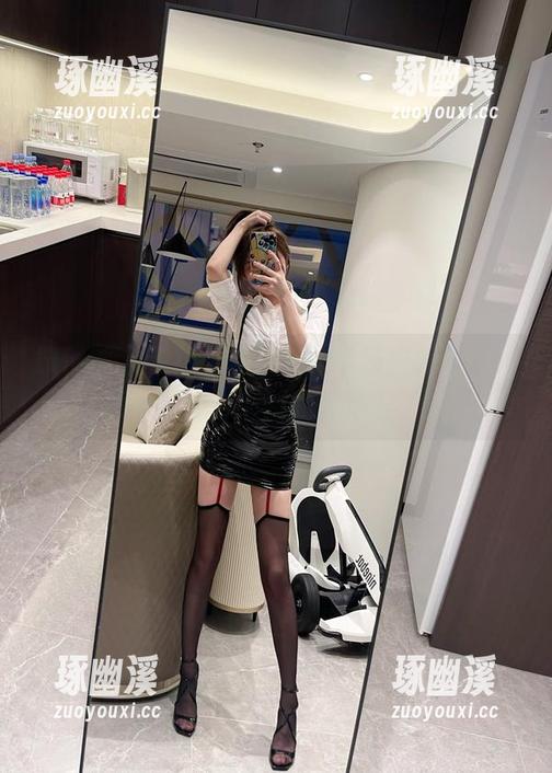 微密圈 - 奔跑的晶骡儿的最新户外图册，顶部那个云彩都比我好多了！