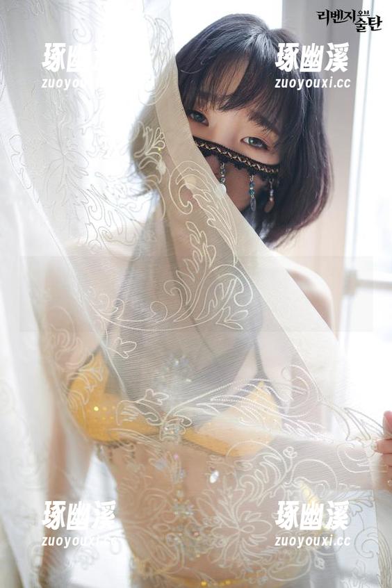 姜仁卿(강인경)最新上线：召唤师女孩，分享随性的优雅和俏皮