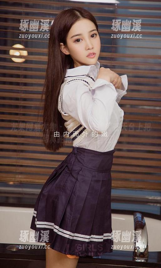 尤果网爱尤物 - 看小热巴如何在天台上把写真拍得随意又自在！