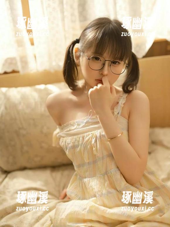 图包里藏着的美味：幼水铃衣的小蛋糕和JK让人嘴角上扬！