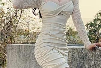 微密圈 – 徐莉芝Booty的精选闲散时光，吊带原图里的一丝随意