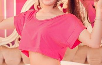 推女神 – 最新图册，温心怡的礼服时刻：你没见过的裙子和腿的真友谊！