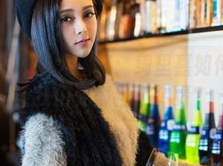 推女神 – 原图大揭秘：绮里嘉如何用白丝让我们变得目不转睛？