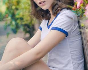 推女神 – 莫晓茜sunny的夏日写真：图包里的美好，甚至让人忘记了空调的存在。