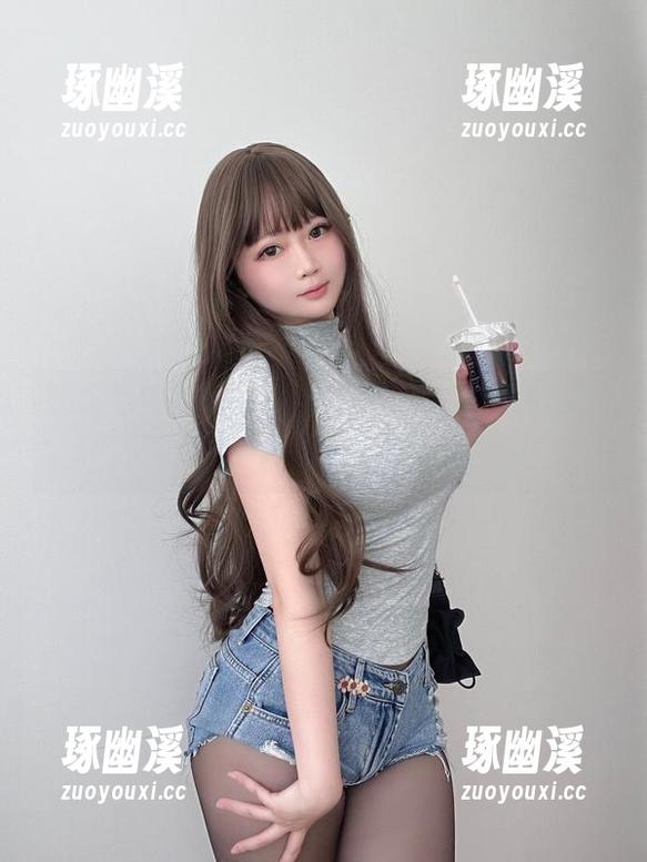 超级免费图包！是依酱吖的豹女，难道我期待豹身的优雅？