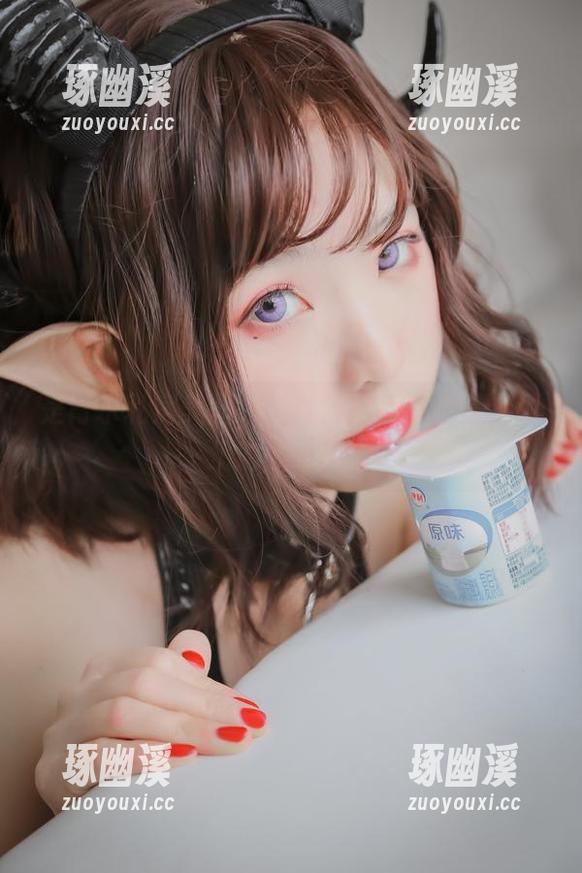 是青水私房美图，猫耳穿搭竟让我想起了幼时的小确幸
