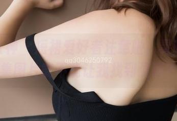 梦丝女神 – 短裙爱好者注意啦，灵唯的合集图片能不能让我找到灵感？