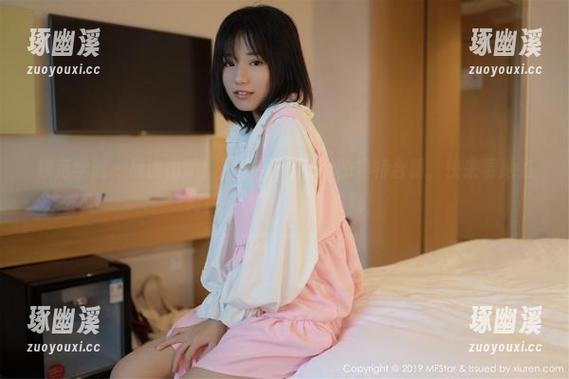模范学院 - 原图出炉！薛琪琪sandy的模特合辑，快来看她如何把小道具玩得像真物！
