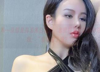 微密圈 – 每一张都是高清黑白合集，水蜜桃米米的眼神总像是在问我：“看明白了没？”