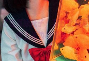 图库里又见河豚抚子，夏日比基尼造型顶得上海边档期吗？