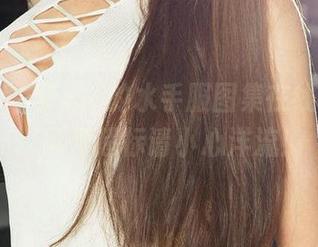 爱尤物 – 梦心玥的水手服图集在线，警告：可爱超标请小心洋流！