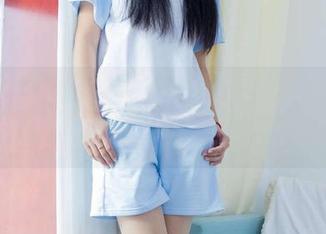 物恋传媒 – 最新猫耳图包上线，‘人鱼公主’的装扮一言难尽。