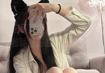 微密圈 – 忘了浪漫，先找美图！玫桃泡芙和铃铛猫的暴击图集！